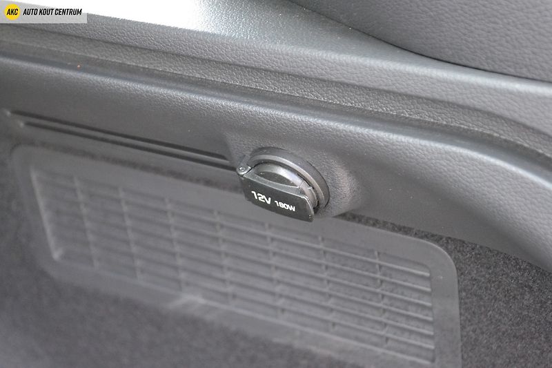 Hyundai i30 WG 1,5I MT SMART FL NAVI - fotka 16 z 45