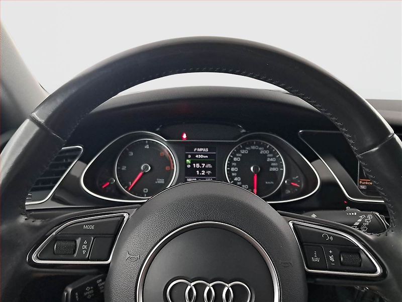 Audi A4 (2016) S-Line 2.0 TDI, Serv.kniha - fotka 17 z 19