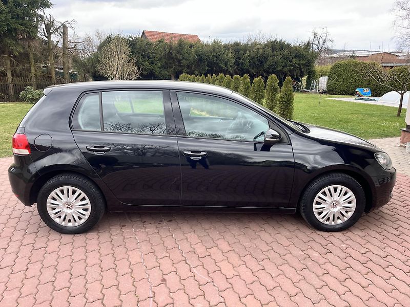 Volkswagen Golf 1.4 59KWMPI,NAVI,DVD,TZ,2xKOLA - fotka 8 z 45