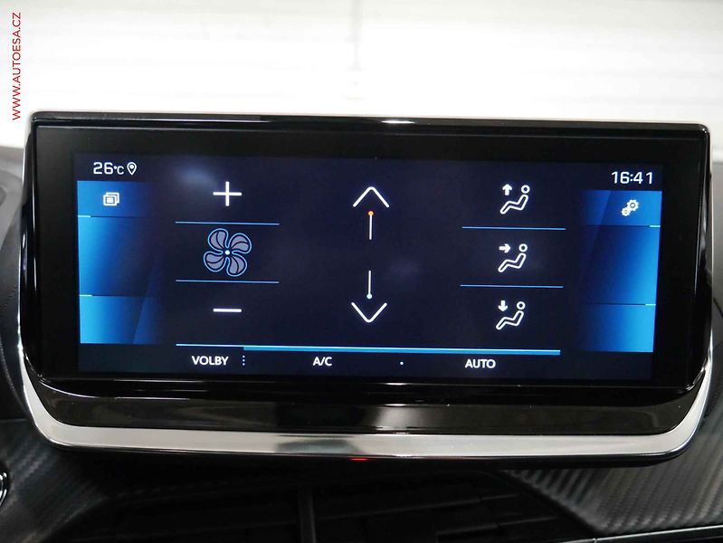 Peugeot 2008 (2020) 1.2 PT, GT, AT, navi, LED - fotka 18 z 25