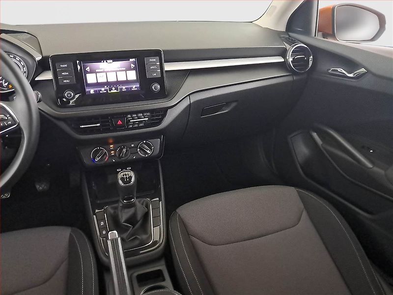 Škoda Fabia (2023) Ambition 1.0 TSI, Serv.kniha - fotka 8 z 17