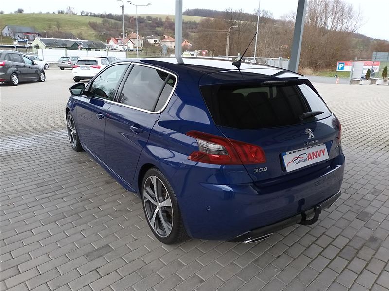 Peugeot 308 2,0 HDI,GT,130KW,ČR,SERVIS,NAV - fotka 6 z 50