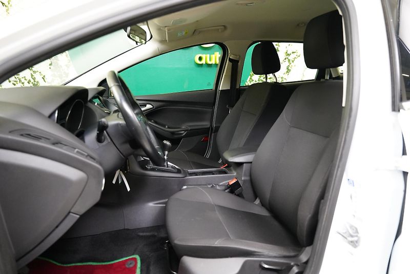 Ford Focus - fotka 11 z 23