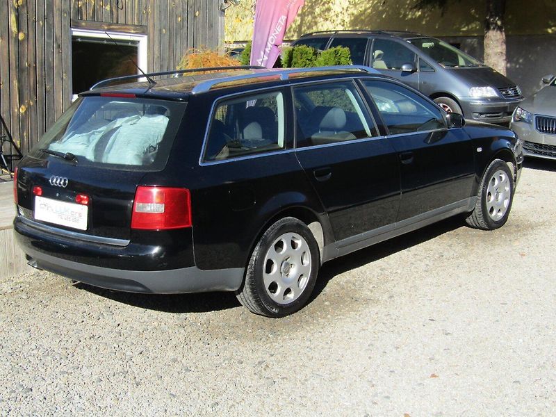 Audi A6 (2003) 1.9 TDI 96kW 2 SADY PNEU - fotka 11 z 33