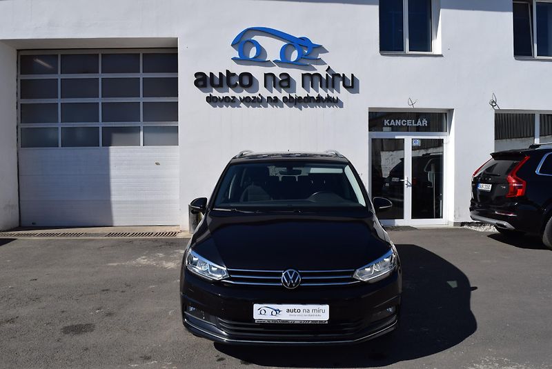 Volkswagen Touran (2021) 2.0TDI 110kw DSG 7MÍST HIGHLIN - fotka 3 z 50