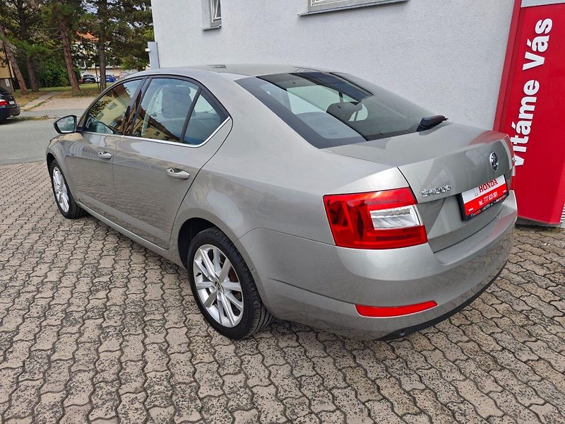 Škoda Octavia (2013) 1.4 TSi Elegance Tempomat - fotka 4 z 42