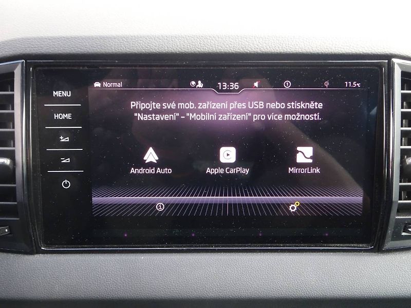 Škoda Karoq (2023) Sportline 1.5 TSI 110kW DSG - fotka 19 z 29