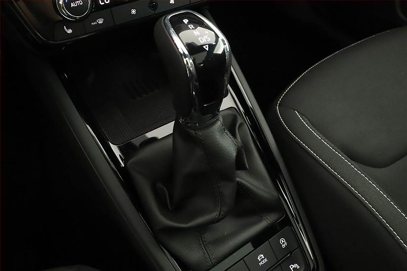 Škoda Scala (2025) 1.5 TSI, MONTE CARLO, AUTOMAT - fotka 14 z 19