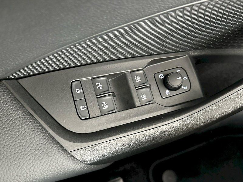 Škoda Octavia (2025) Combi DSG 2.0TDI 110kW Exclusi - fotka 32 z 39