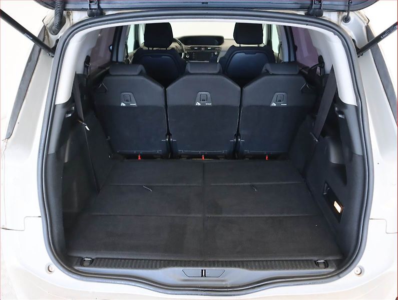 Citroën C4 Picasso (2017) 1.6 BlueHDi, 7 míst - fotka 14 z 20