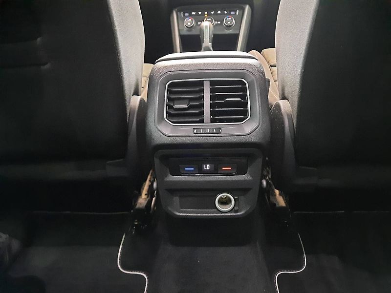Volkswagen Tiguan (2017) 2.0 TSI 4Motion (162kW/220k) D - fotka 24 z 31