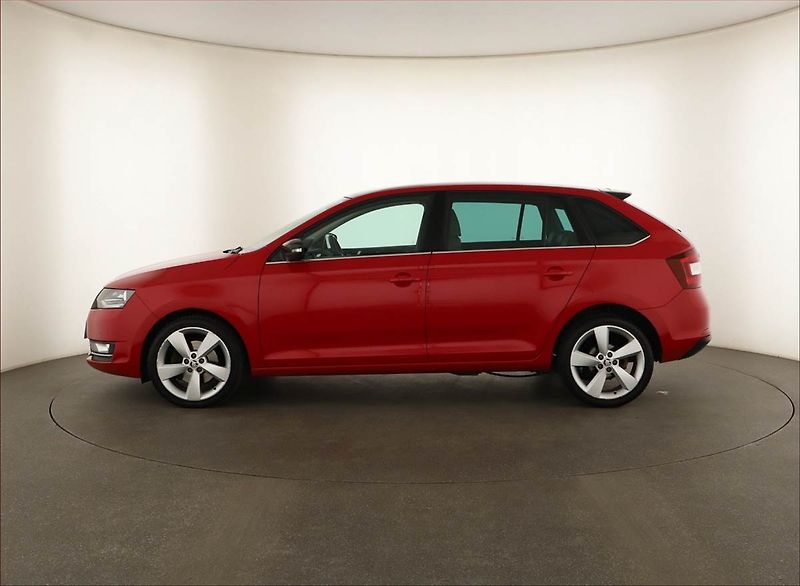 Škoda Rapid (2018) Spaceback 1.4 TSI, Automat - fotka 3 z 16