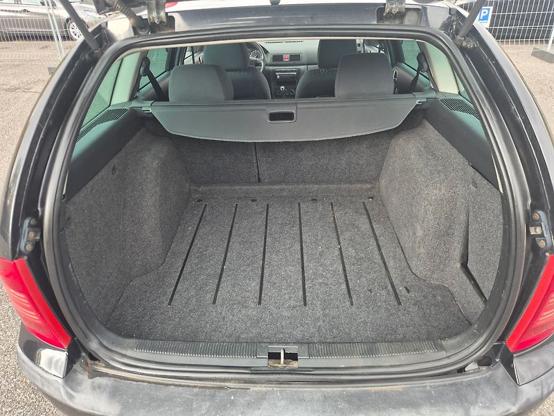 Škoda Octavia 1.9TDi 74Kw, STK do 02/2028 - fotka 18 z 18
