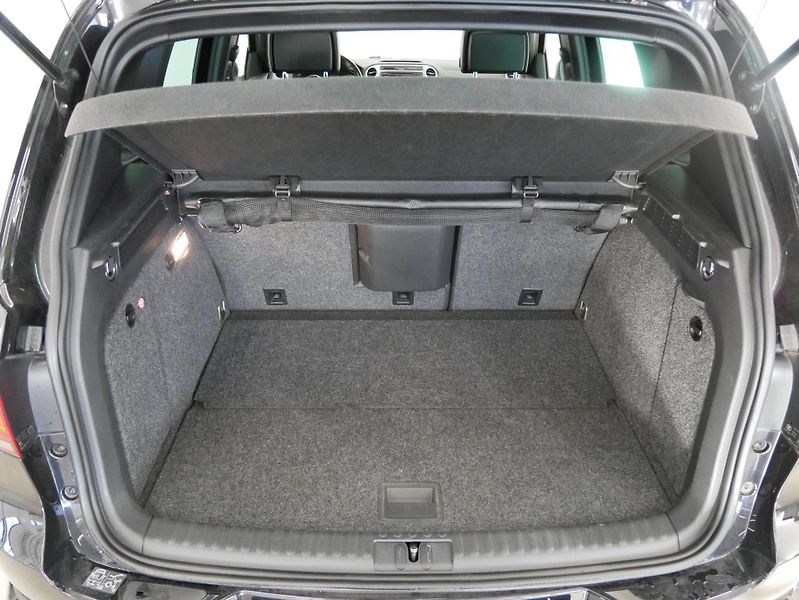 Volkswagen Tiguan - fotka 24 z 25