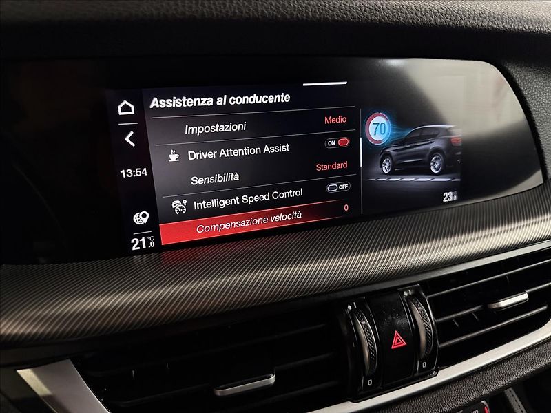 Alfa Romeo Stelvio VELOCE 154kW Q4 - fotka 21 z 44