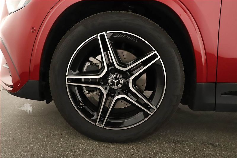 Mercedes-Benz GLA (2025) 180, AMG LINE, KEYLESS - fotka 20 z 20
