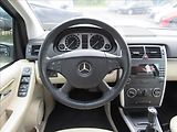Mercedes-Benz Třídy B 1,7 i 85kW B170 - náhled 12