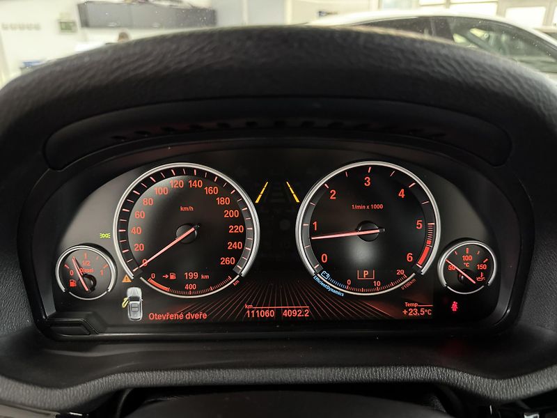 BMW X3 - fotka 11 z 25