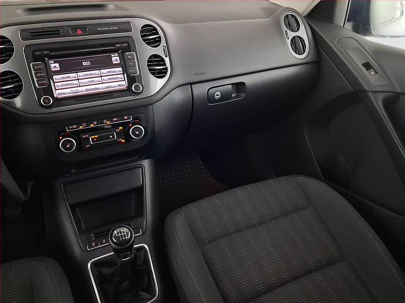 Volkswagen Tiguan (2013) 2.0 TDI, Tempomat - fotka 8 z 22