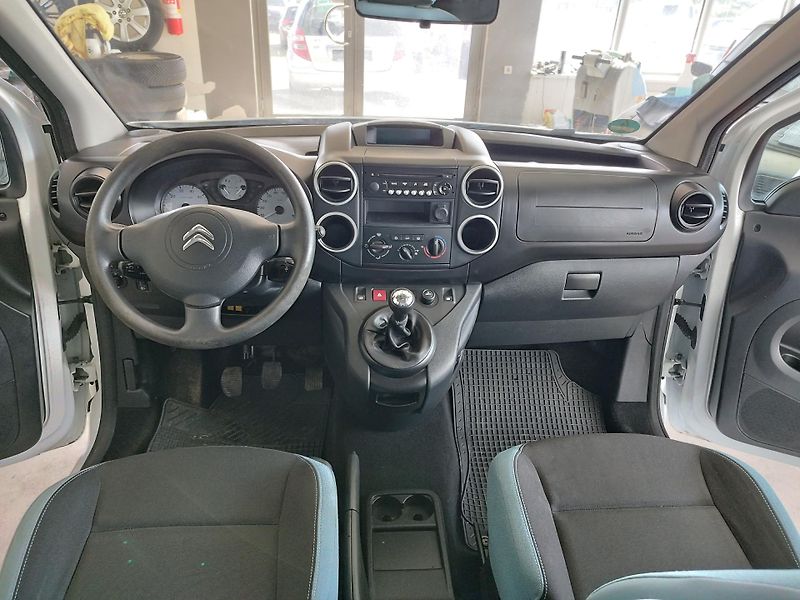 Citroën Berlingo (2014) 1,6i,88KW,LED,KLIMA,SERVISKA - fotka 16 z 26