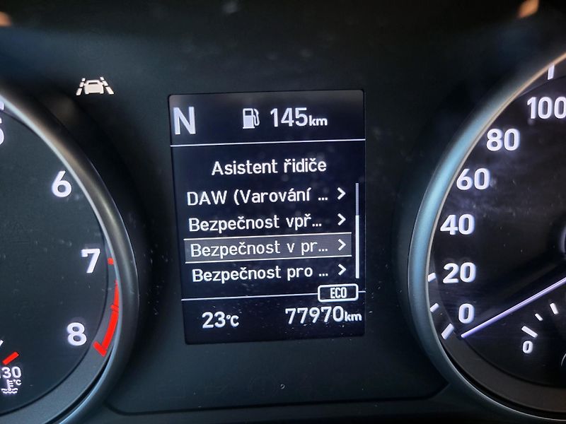 Hyundai i30 1.5 T-GDI 118kW SMART SW *ČR - fotka 12 z 48