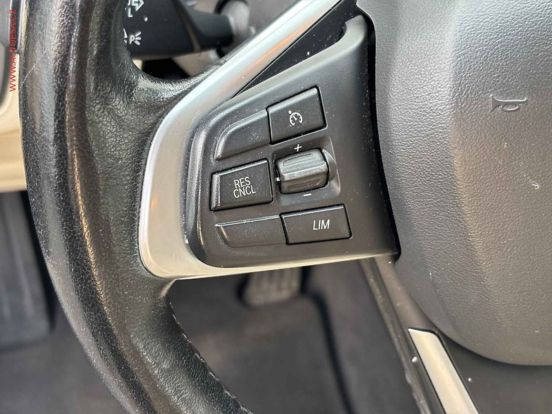 BMW X1 (2018) 1.5d SDrive16d, Navi, kamera - fotka 13 z 19
