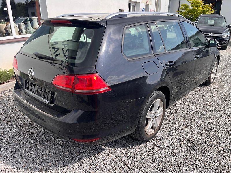 Volkswagen Golf (2014) 1.6TDI Serviska,TOP STAV - fotka 2 z 30
