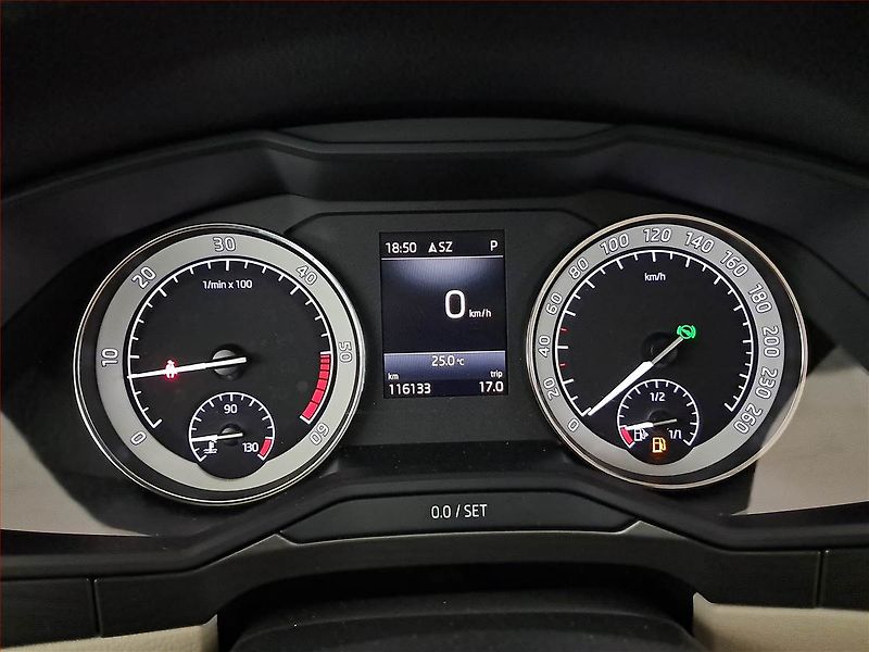 Škoda Superb (2020) Style 1.6 TDI, Automat - fotka 11 z 21