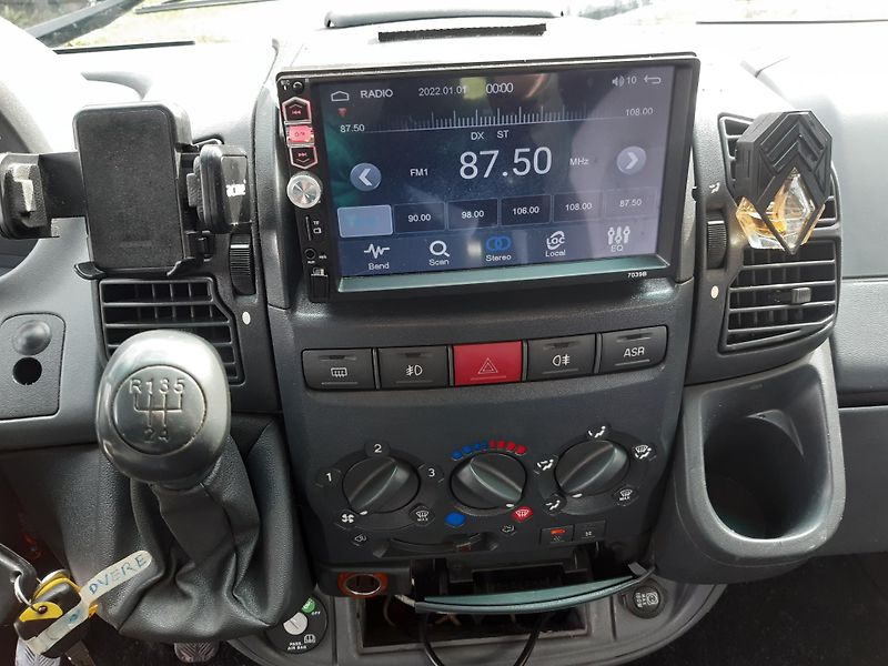 Citroën Jumper 2.8 HDI KLIMA 9míst tažné - fotka 9 z 19