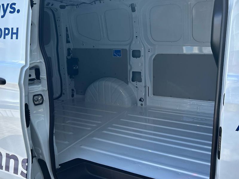 Volkswagen Transporter (2026) e skříň 100kW KR - fotka 24 z 31