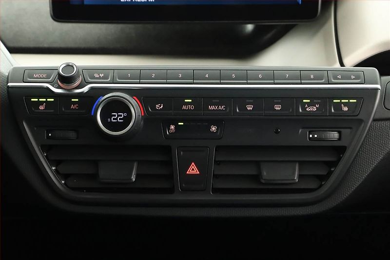 BMW i3 (2021) 120Ah BEV, SoH 91% - fotka 13 z 26