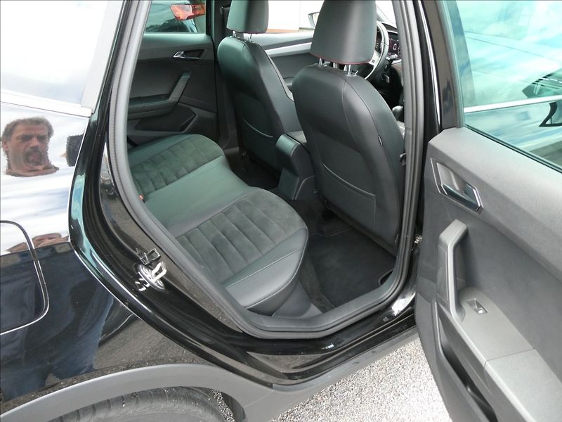 Seat Arona 1,0 TSi 81kW DSG FR,navig.,led - fotka 21 z 48