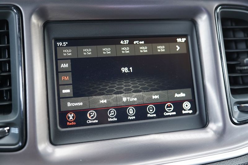 Dodge Challenger 3.6 V6 automat,/kůže/xenony - fotka 31 z 37