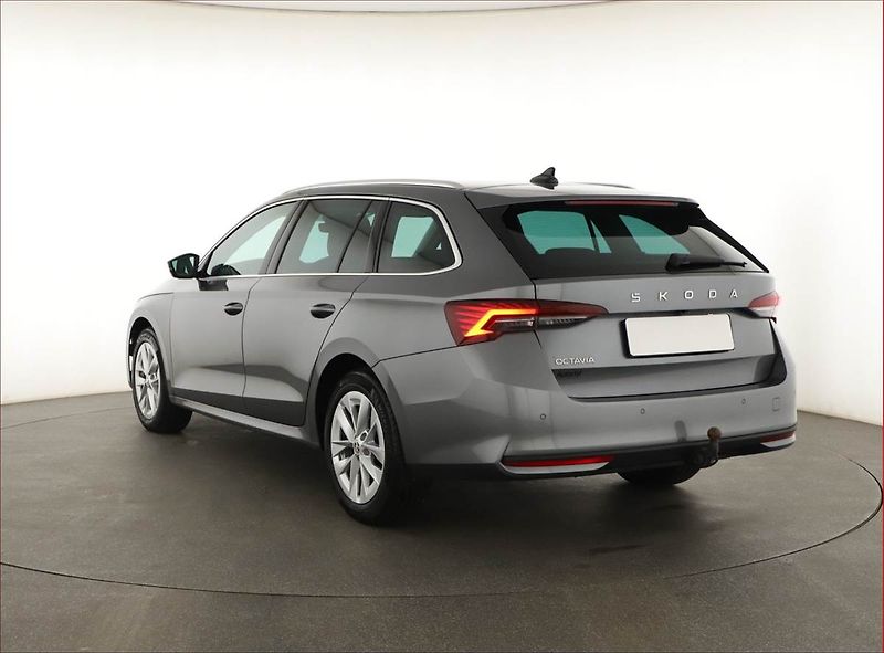 Škoda Octavia (2024) Selection 2.0 TDI - fotka 4 z 21