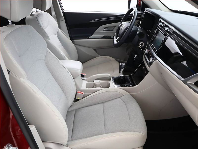 SsangYong Korando (2023) 1.5 T-GDI, Serv.kniha - fotka 7 z 16