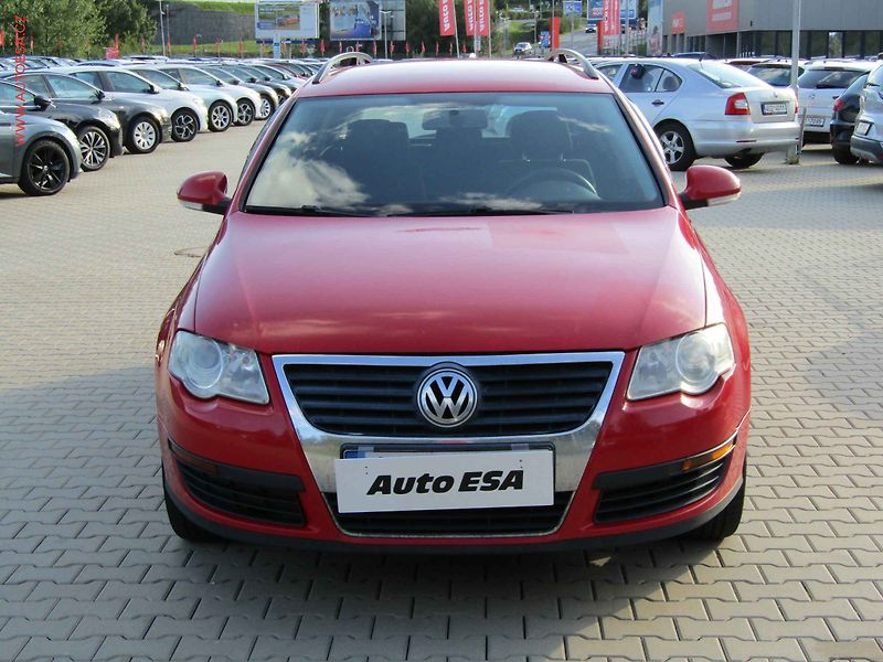 Volkswagen Passat (2008) 1.9TDi Variant, TZ, výhř.sed. - fotka 2 z 21
