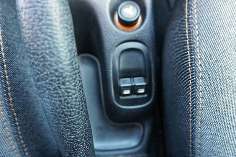 Peugeot 206 (2008) 206 GENERATION 1.4 55 kW - fotka 28 z 30