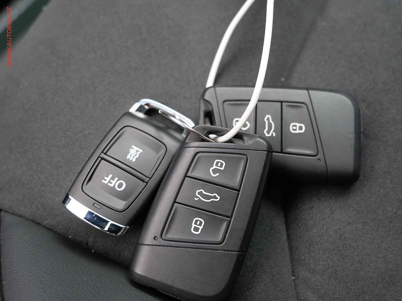 Seat Ateca (2022) 2.0 TSi 4Drive, DSG, LED - fotka 30 z 30