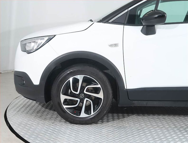 Opel Crossland X (2017) 1.2, Serv.kniha, Tempomat - fotka 14 z 16