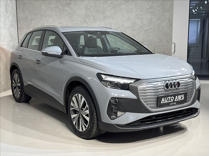 Audi Q4 e-tron 35 125kW LED Kessy PDC - fotka 4 z 45