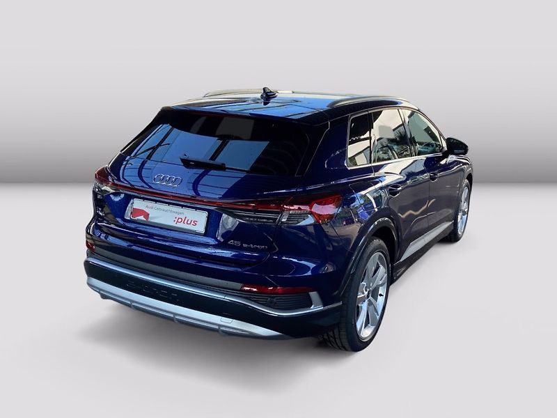 Audi Q4 e-tron 45 S-Line LED Keyless Navi - fotka 2 z 12