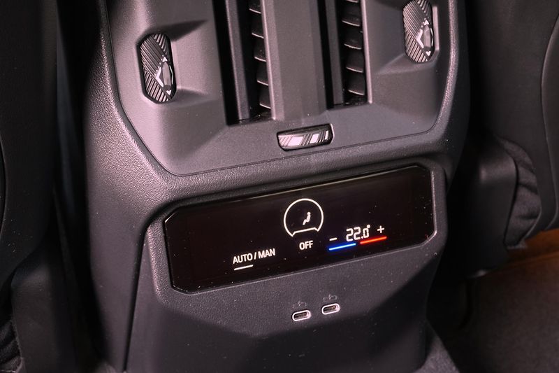 BMW X3 20d, M Paket Pro, Tažné, H/K - fotka 31 z 39