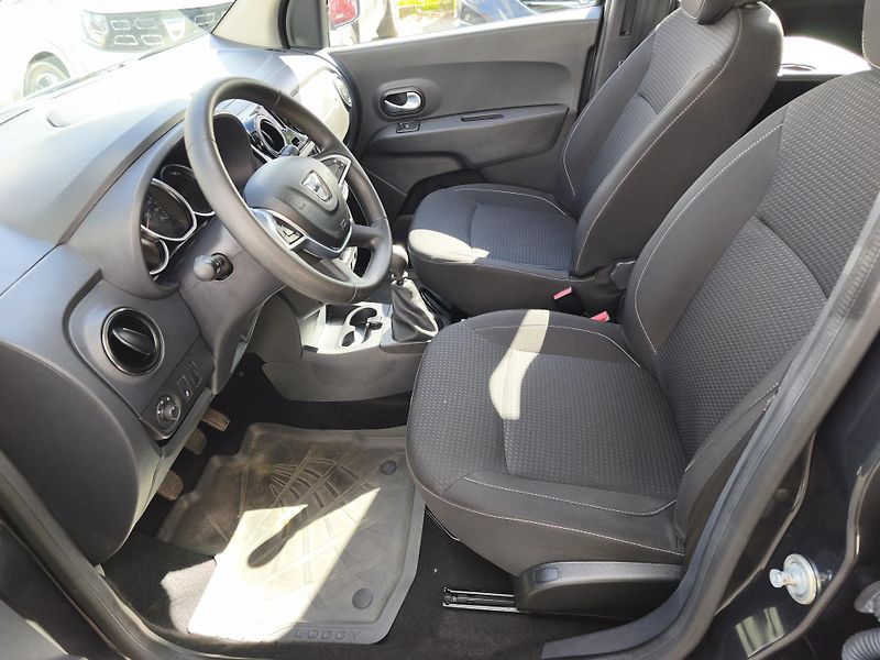 Dacia Lodgy (2021) 1,5DCi 85kW - fotka 16 z 19