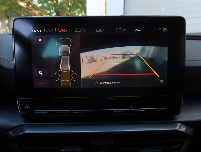Cupra Formentor (2022) 1.5 TSI - fotka 17 z 21