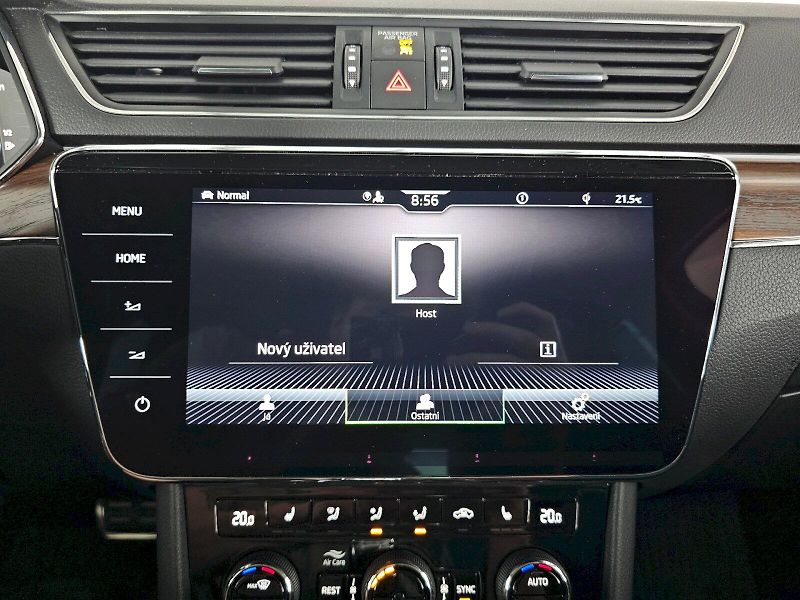 Škoda Superb (2022) 2.0TDi 147kW 4X4 DSG SCOUT - fotka 19 z 34