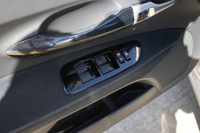 Toyota Auris BEMANI, servisované - fotka 26 z 38