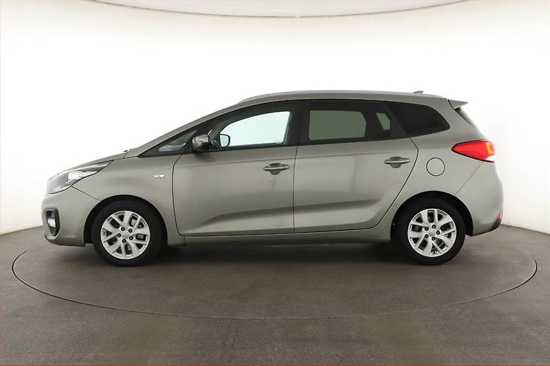 Kia Carens (2017) 1.7 CRDi, Automat, Serv.kniha - fotka 3 z 20