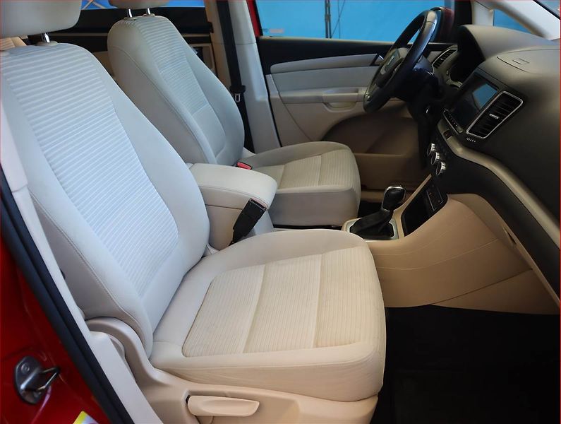 Seat Alhambra (2013) 2.0 TDI, Automat, Serv.kniha - fotka 9 z 20