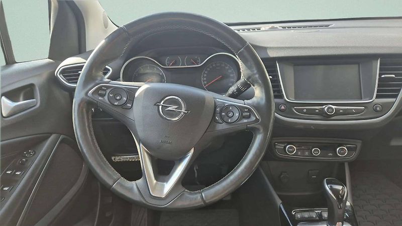 Opel Crossland Elegance F 12 XHT (96kW / 130H - fotka 18 z 37