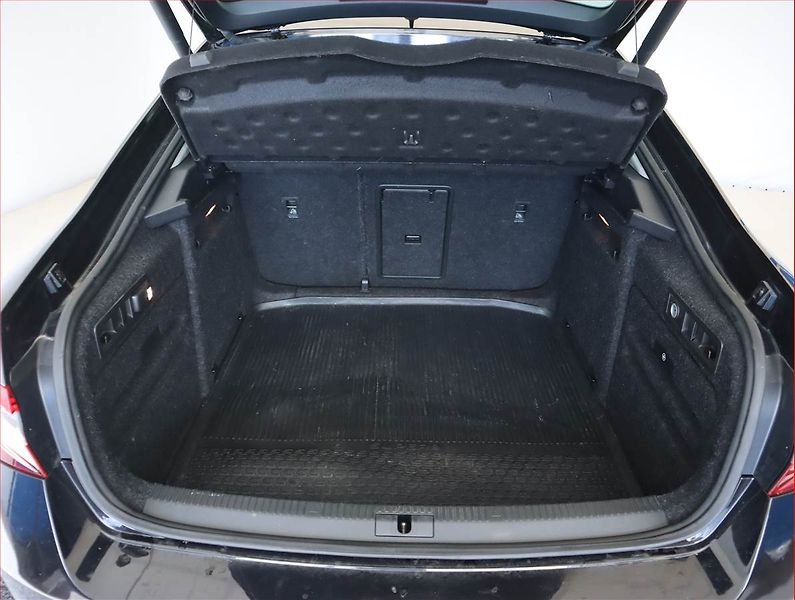 Škoda Superb (2016) Laurin&Klement 1.8 TSI - fotka 14 z 21